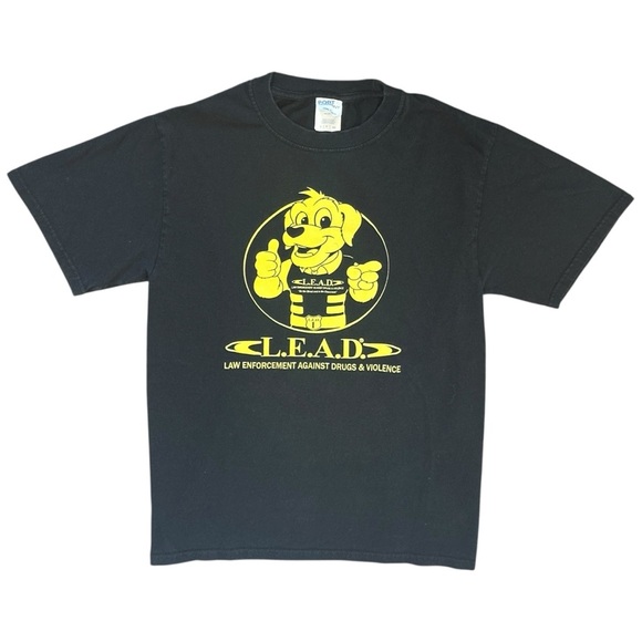 Retro D.A.R.E. (LEAD) Program Dog Mascot Graphic T-Shirt Black Small - Picture 1 of 5